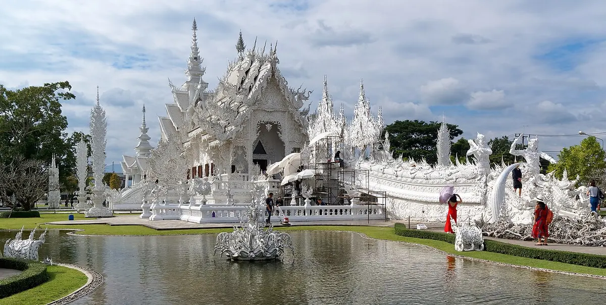 The all-white main hall of Wat Rong Khun