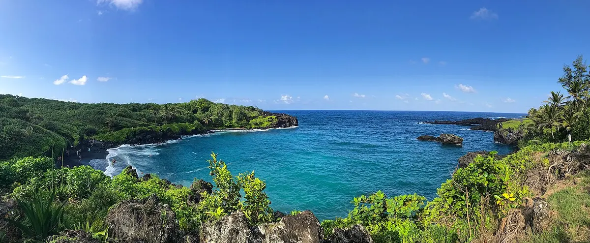 The black-sand beach and lava-rock shore of Waiʻānapanapa State Park