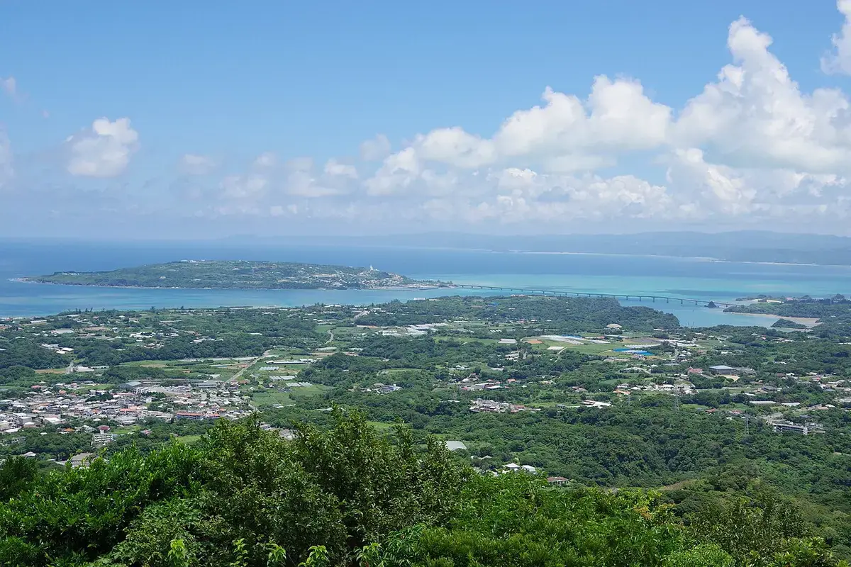 Kouri Bridge stretching across the sea to Kouri Island, seen from Mount Oppa.