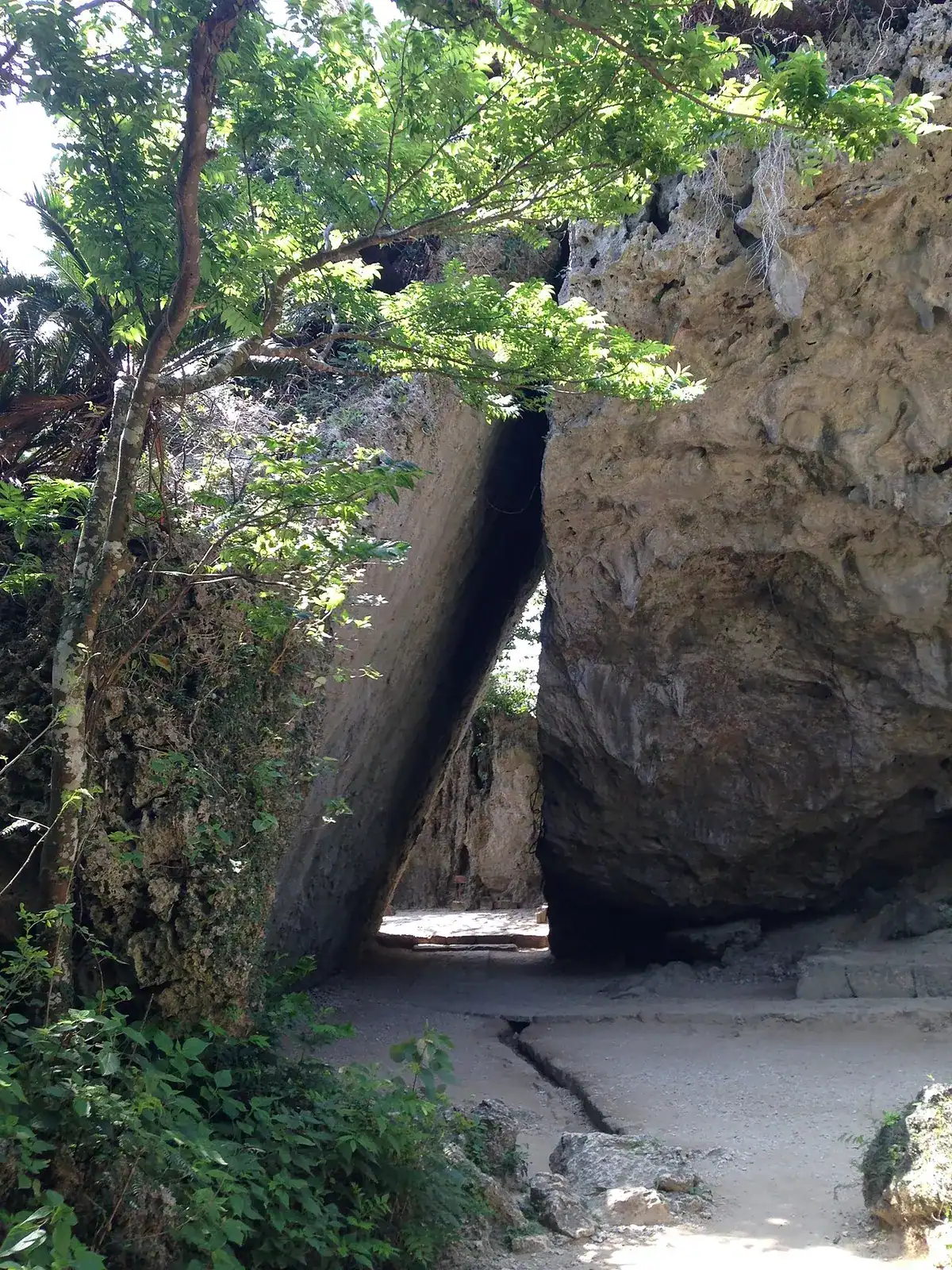 Sangui, the triangular gap formed by two leaning rocks at Sefa-utaki.