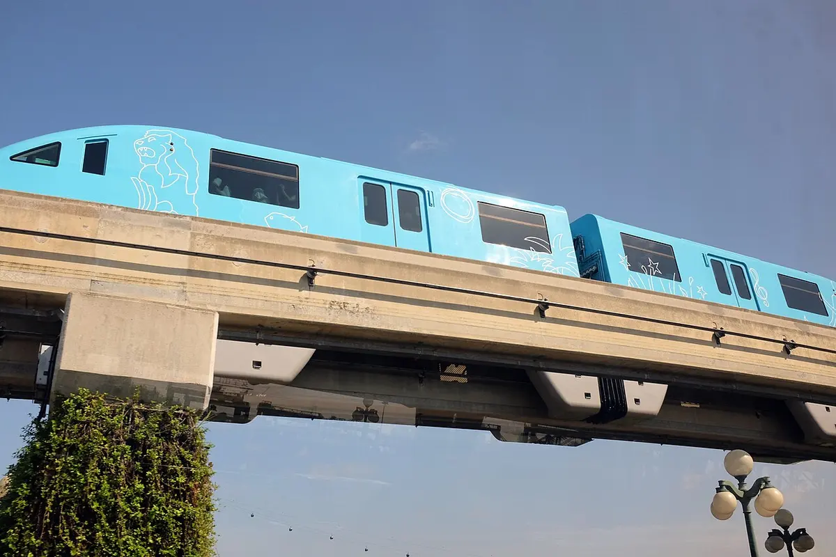 Sentosa Express monorail heading to Sentosa Island